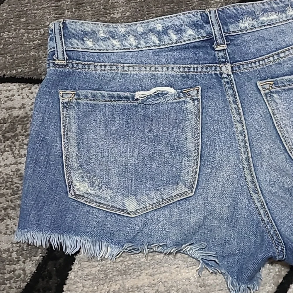 KANCAN LOS ANGELES FACTORY DISTRESSED DENIM JEAN SHORTS